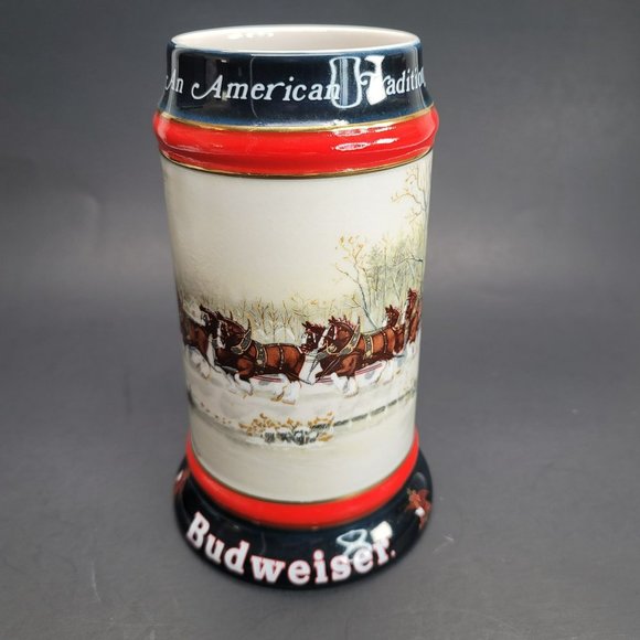 Budweiser Mug 1990 Holiday Beer Stein Clydesdales An American Tradition Pd49 - Picture 1 of 7